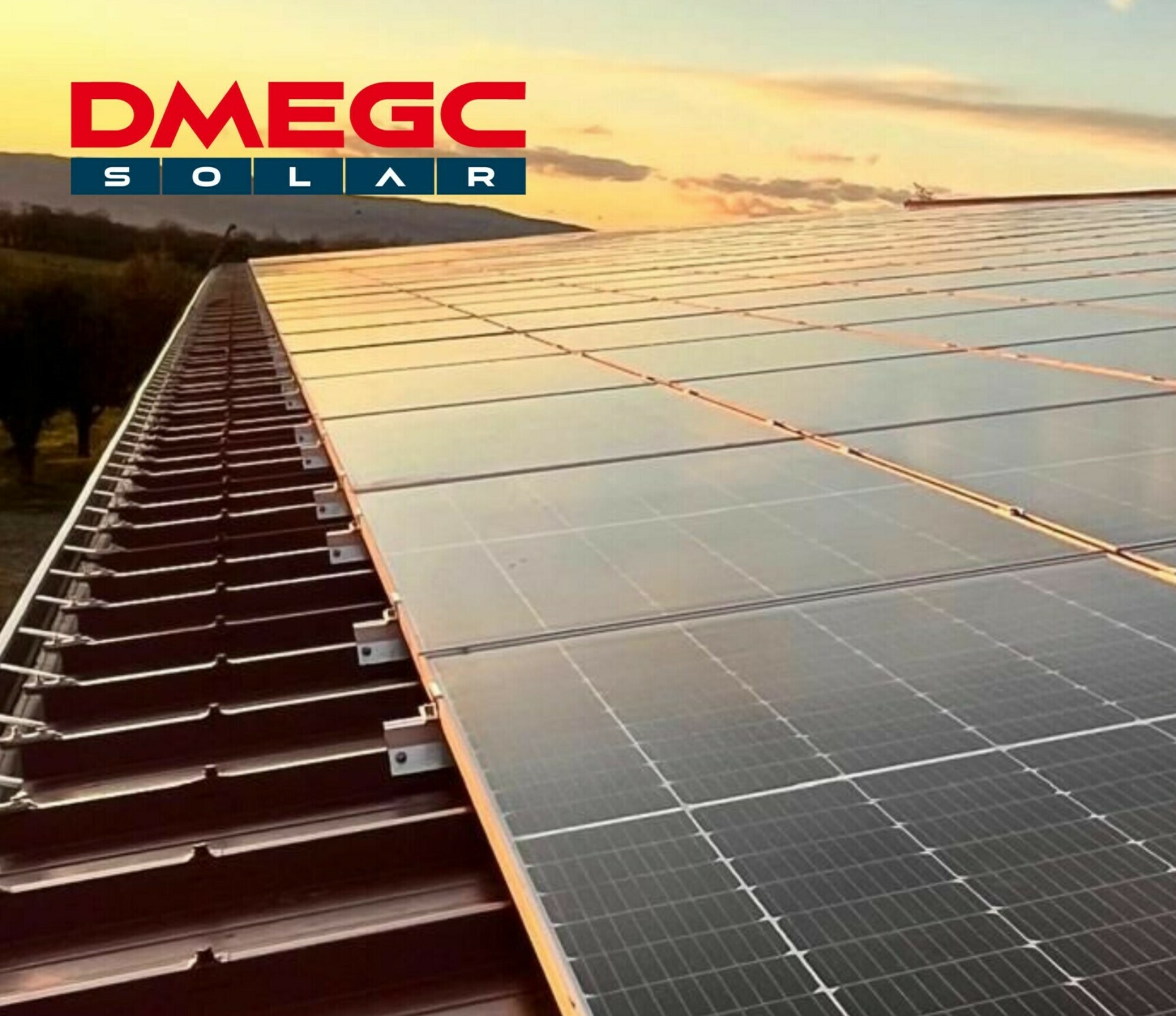 Installation de panneaux solaires DMEGC en toiture